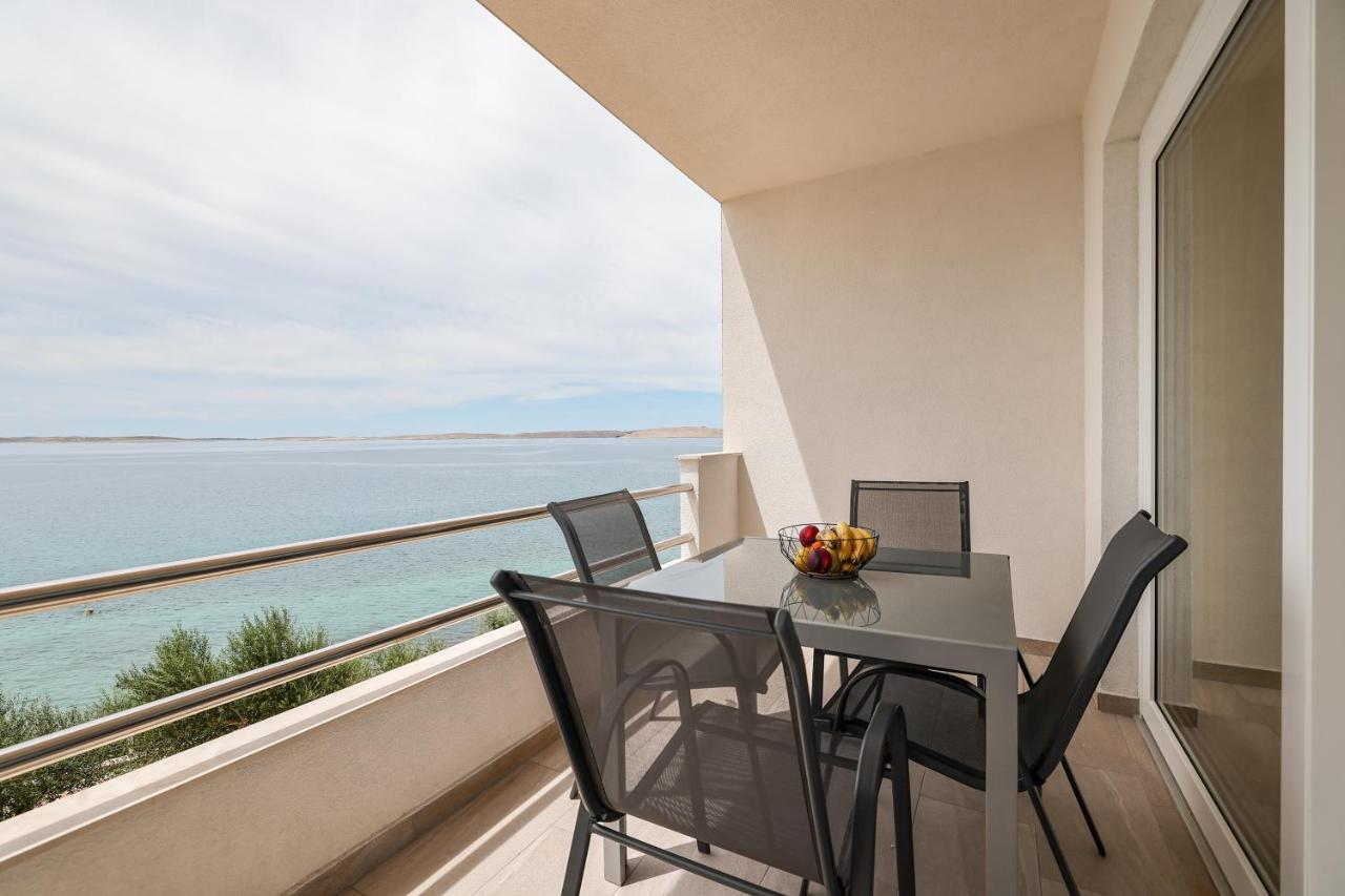 Beachfront Apartments Tic With Seaview Miletici Extérieur photo