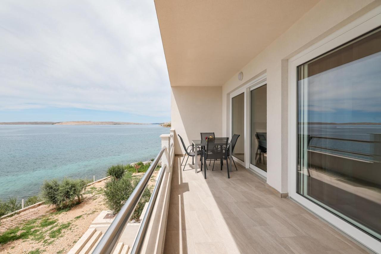 Beachfront Apartments Tic With Seaview Miletici Extérieur photo