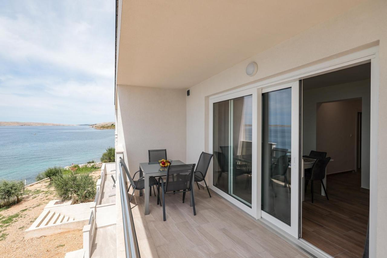 Beachfront Apartments Tic With Seaview Miletici Extérieur photo