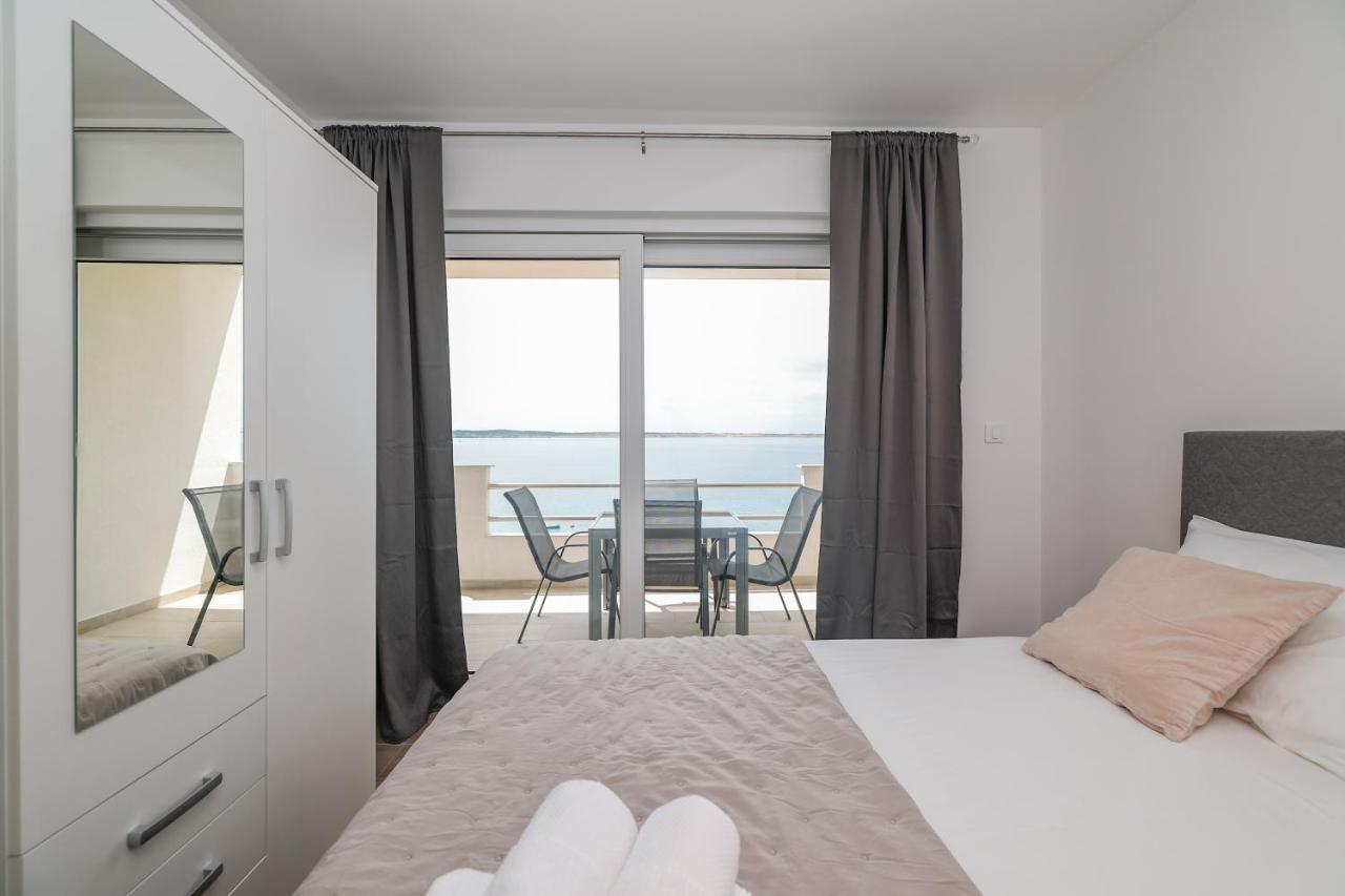 Beachfront Apartments Tic With Seaview Miletici Extérieur photo
