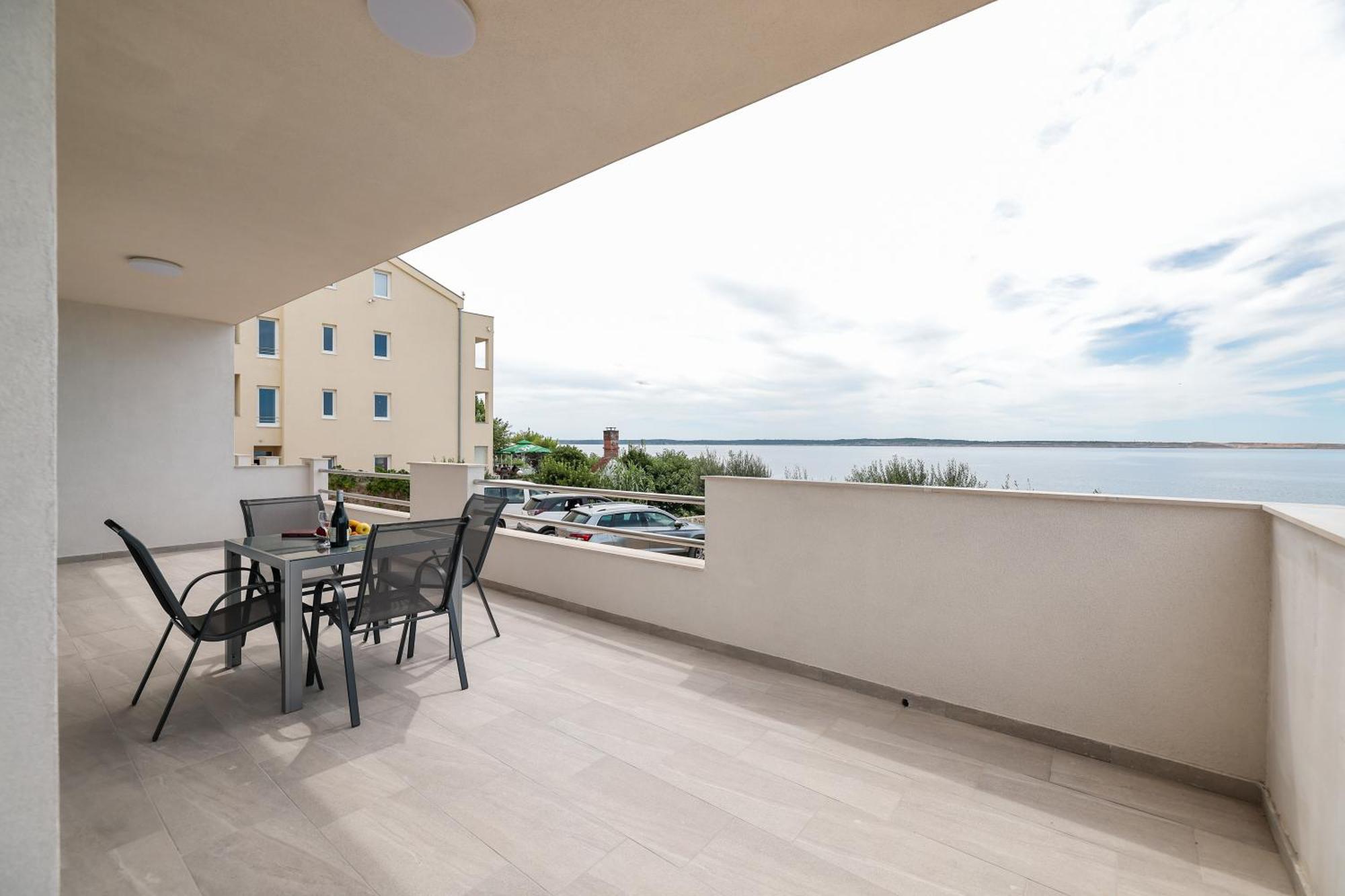 Beachfront Apartments Tic With Seaview Miletici Extérieur photo