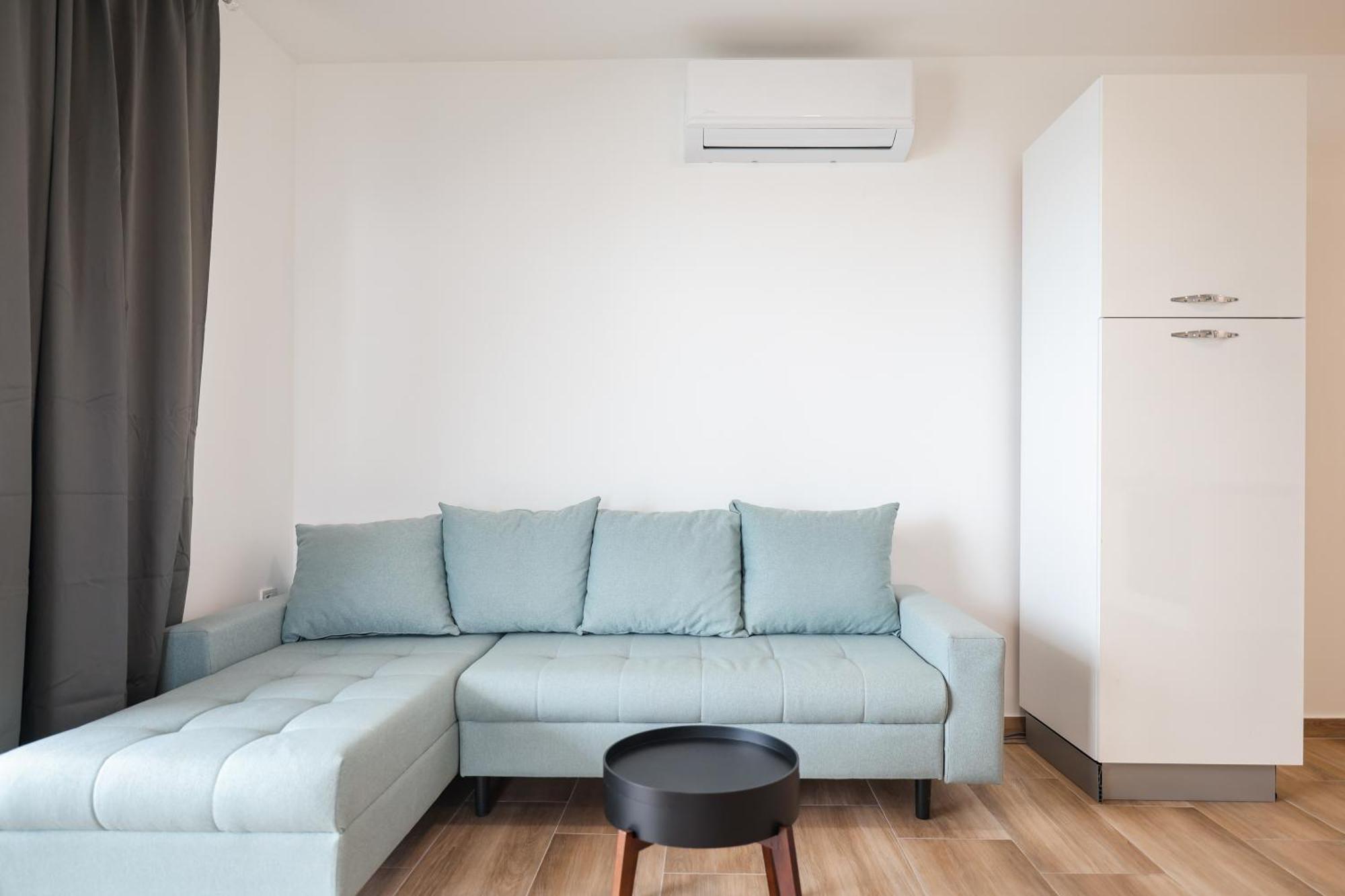 Beachfront Apartments Tic With Seaview Miletici Extérieur photo
